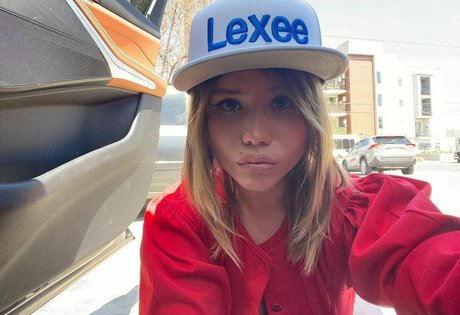 Lexee Smith schöne galerie