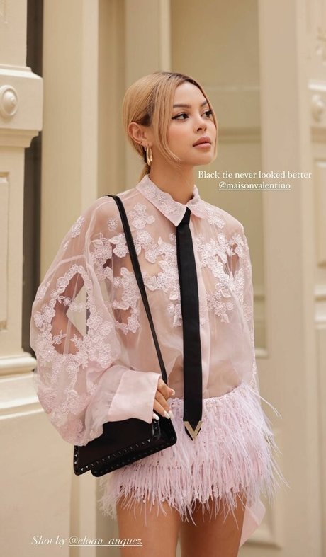 LilyMayMac pornografische pornostar fotos