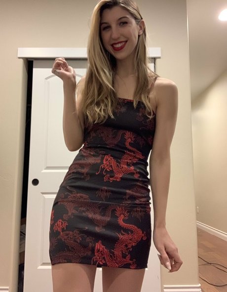FrivolousFox ASMR model beste galerie