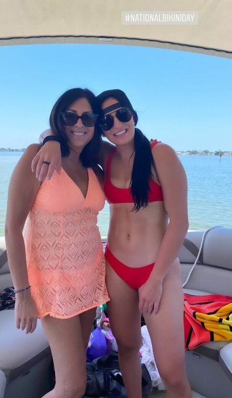 Sonya Deville perfekte nackten fotos