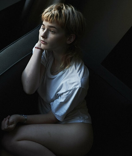 Esther Rose McGregor pornostar nackten bild