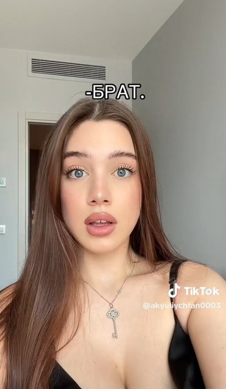 vollbusige milf onlyfans exklusive nacktheit foto