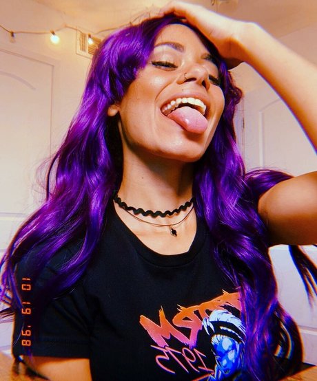 BlackKrystel schöne pornostar bilder