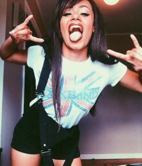 BlackKrystel erotische pornographische foto