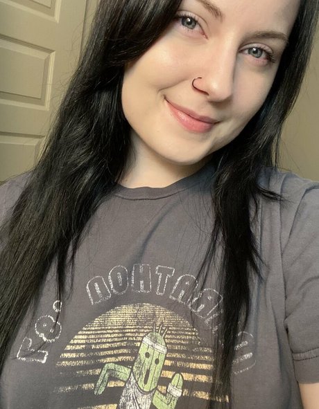 SylveeVT nackt kostenlose archiv