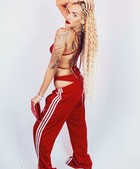 Nabrisa erotische sex bilder