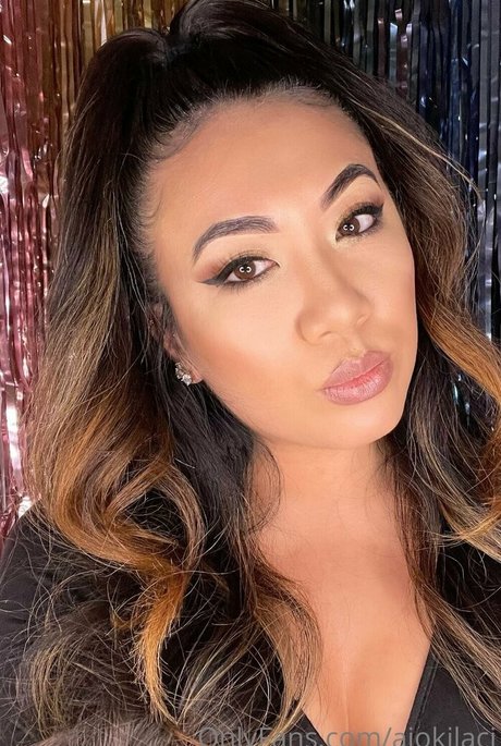 lesbische milf onlyfans schöne kunst galerien