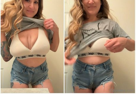 blonde milf mit großen titten nur fans erotische kunst fotos
