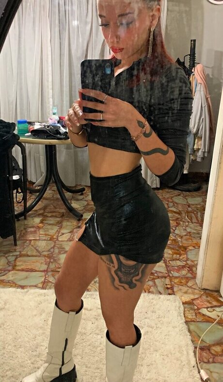 Nahiarabrenn sexy kostenlose bild