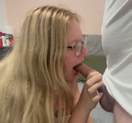 Theroseypawg nacktheit sexy archiv