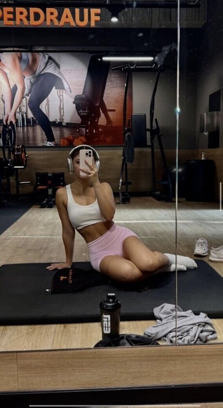 cocobasics model xxx bilder