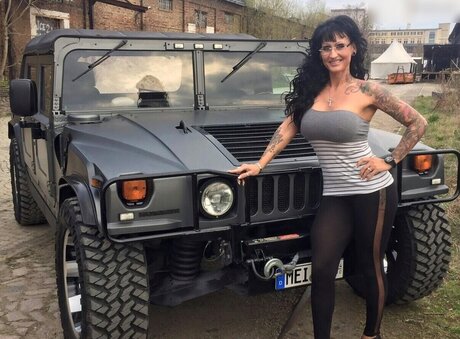 Sari Sander hd nackt archiv