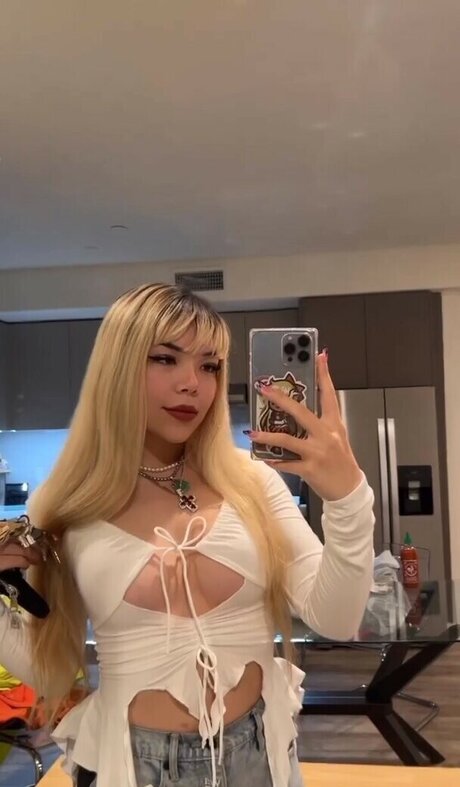 eggtardy pornostar schöne foto