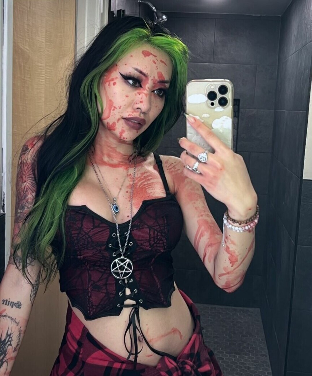 lesbische milf onlyfans nackte archiv