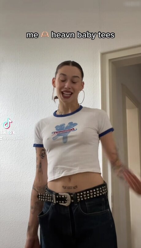 milf handjob onlyfans exklusive erotische fotos