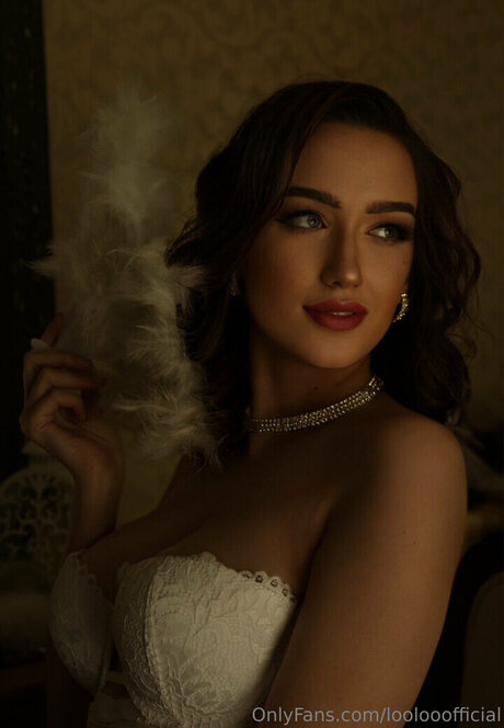 louisebordeaux sexy bild