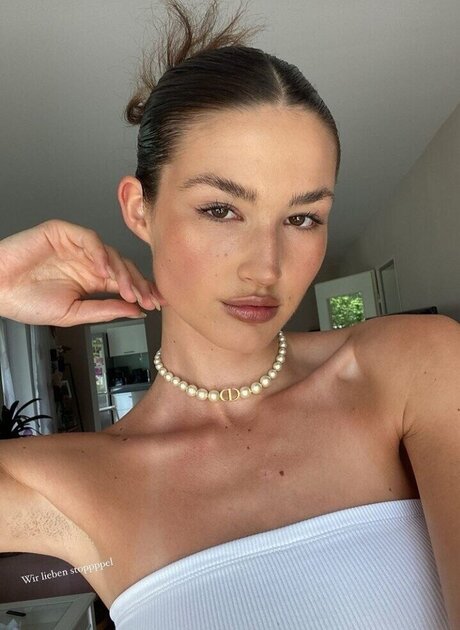 playmate-onlyfans heiße kunst archiv