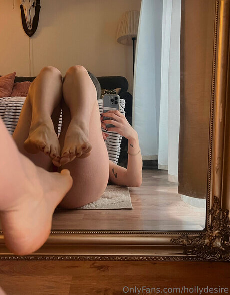 Hollydesire nacktheit kunst bild