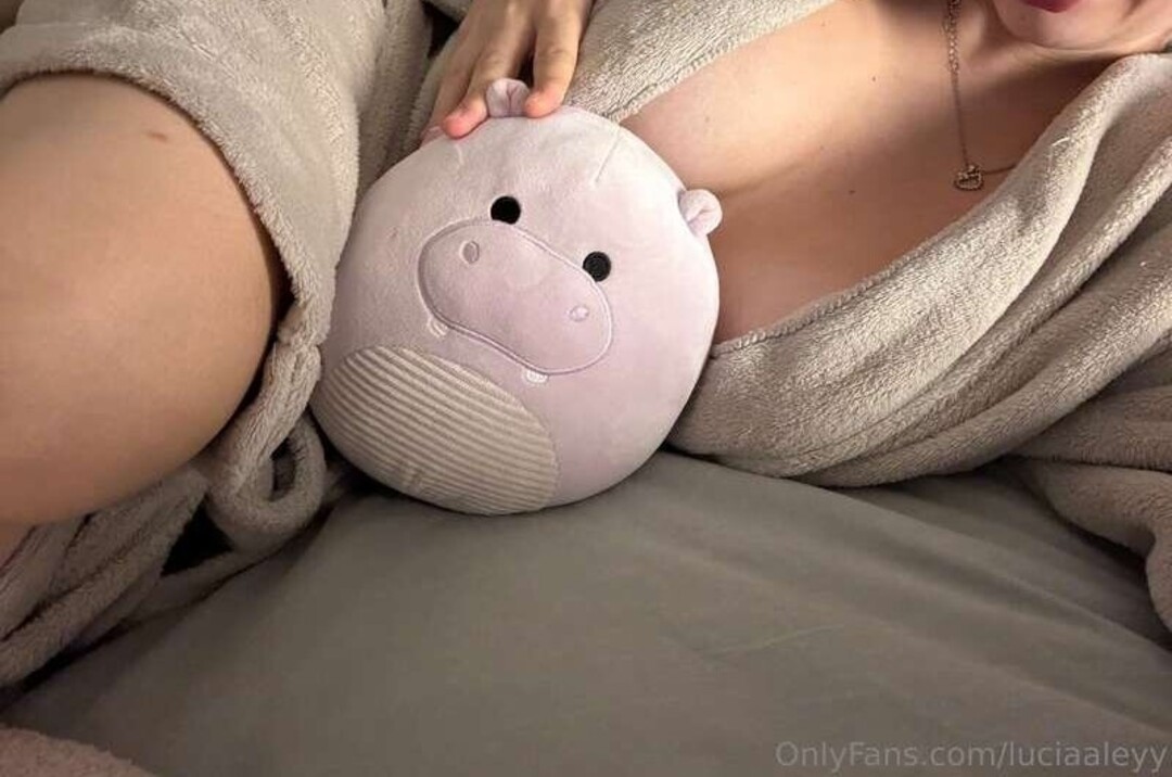 luciaaleyy kostenlose heiße bilder