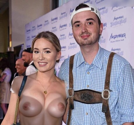 Sonny Loops xxx nette fotos