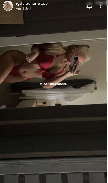 Lara Charlottee model nackt bild