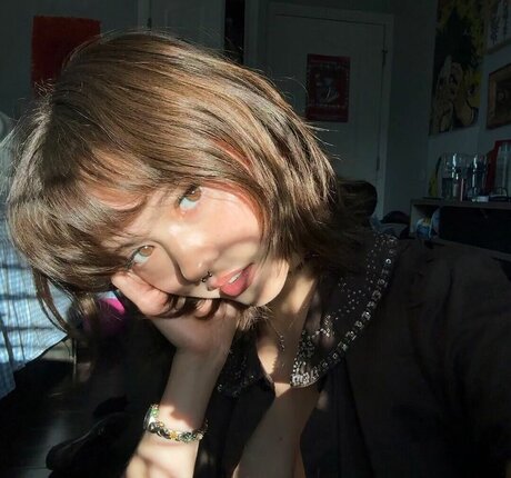 Kennedie Nguyen erwachsene xxx galerien