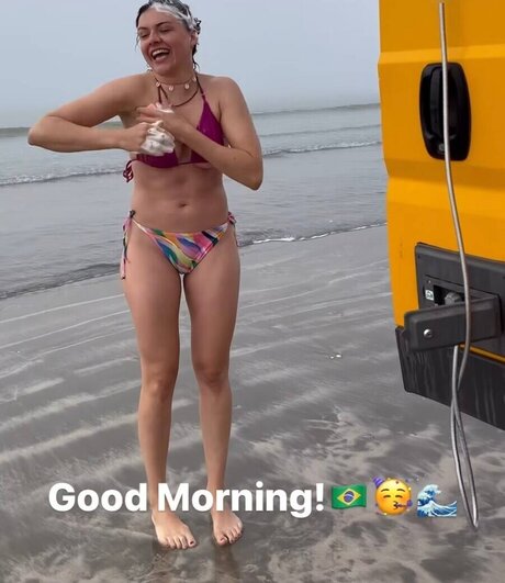 dünnes model onlyfans exklusive xxx foto