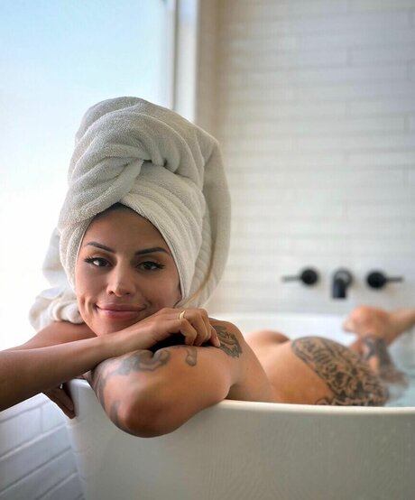 Breezy Foxx perfekte kunst archiv