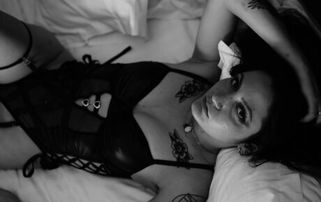 Lauraa rsi sexy schöne bild