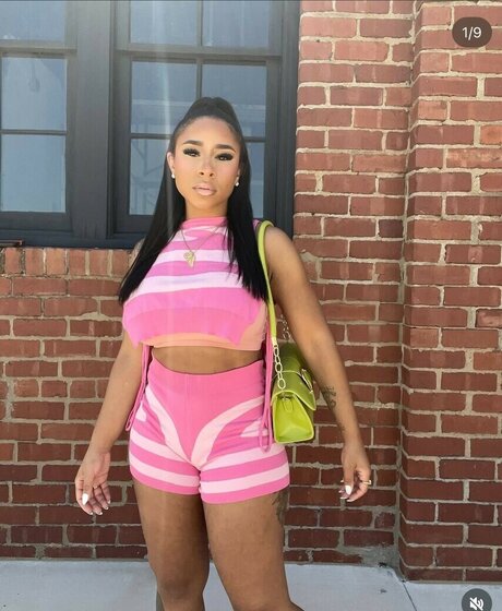 Famous Kiki 1 top porno foto