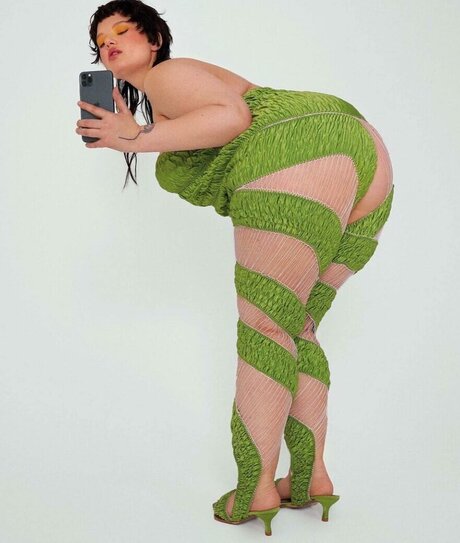 Sophia Voznyak porno erotische galerien