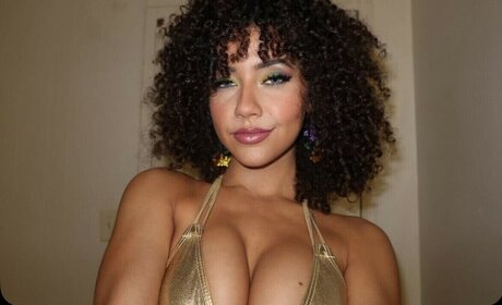 Megan Botnick sexy perfekte bild