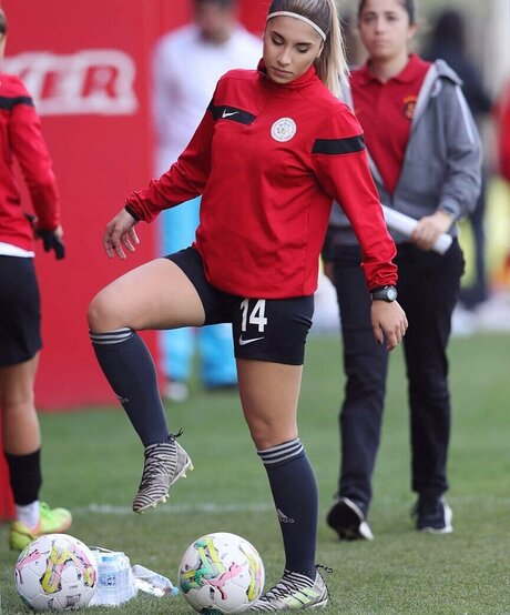 Elif Karaarslan xxx erwachsene fotos