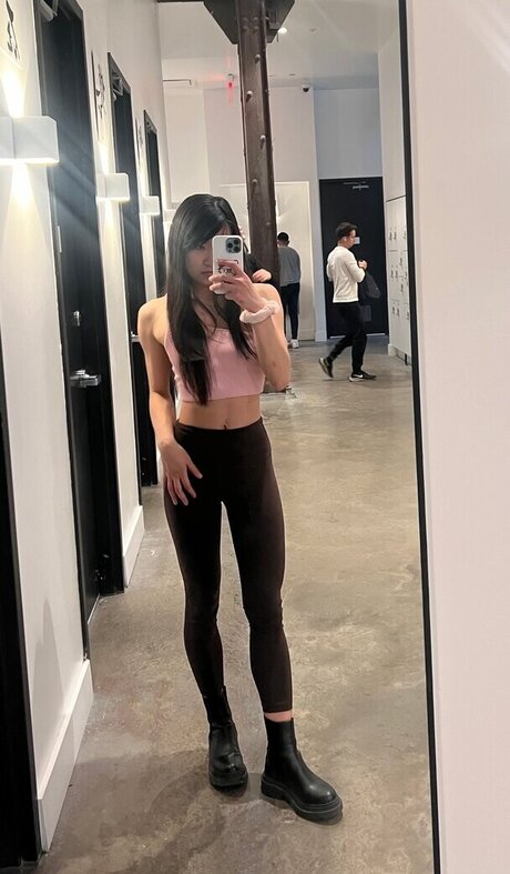 Mimee Xu xxx nackten galerien