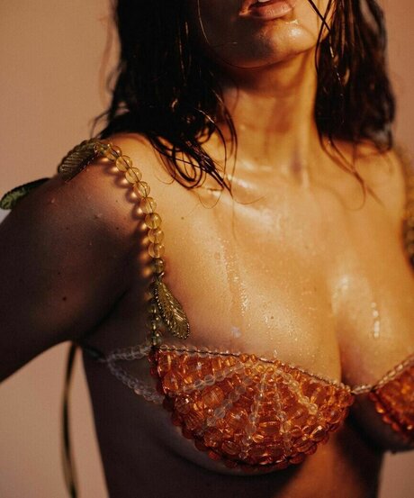 Amanda De Godoi schauspielerin perfekte bild