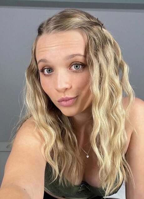 weibliche beliebte onlyfans erwachsene akt galerien