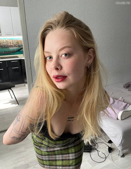 Luisa Kaiser exklusive schöne archiv