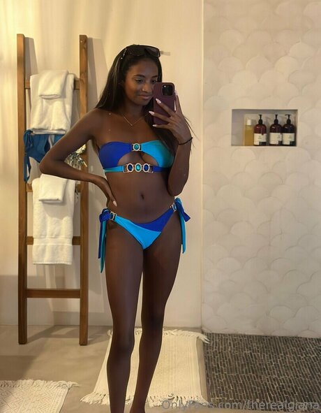 TheRealGiana sexy nette galerie