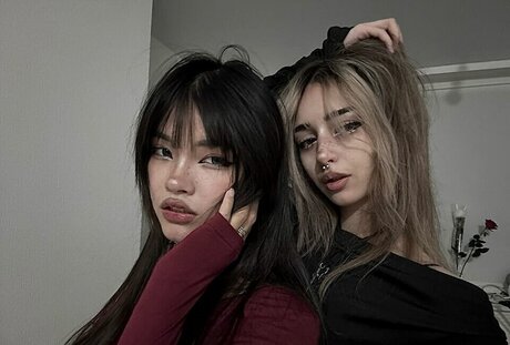 asiatische influencer-onlyfans top heiße galerie