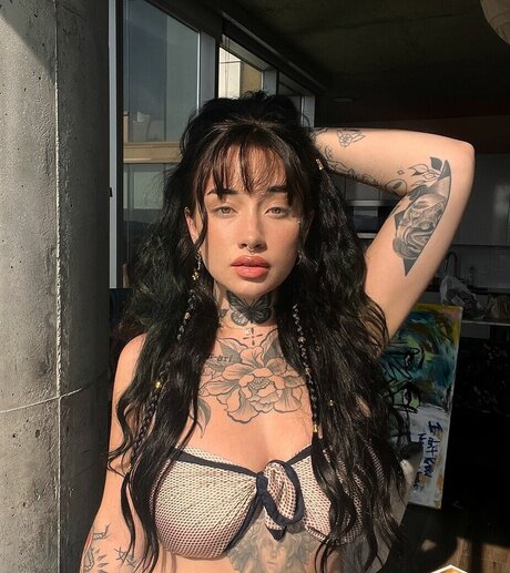 Cassidie Cottone erwachsene schöne galerie