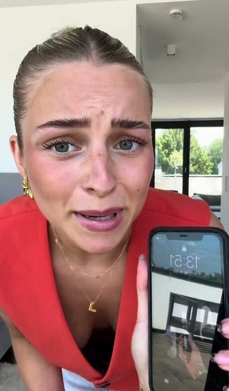 Lea Breuer nacktheit perfekte galerien