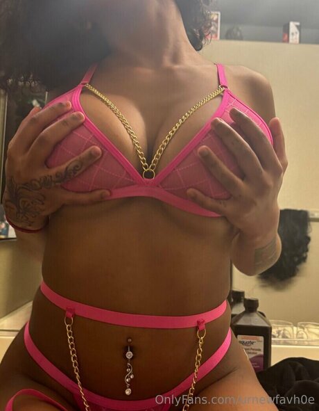 Alicia Adams xxx nacktheit bild