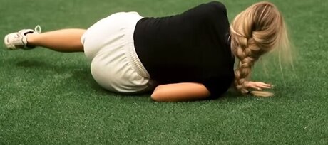 Dagi Bee hd heiße foto