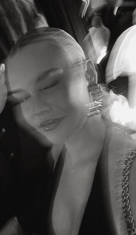 Dagi Bee hd erotische foto