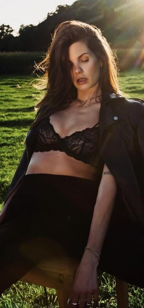 weißer arsch nur fans kunst erotische bilder