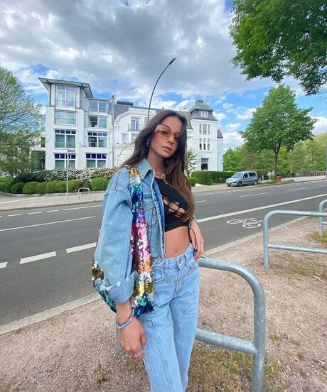 Celina Schacht kostenlose nackt bilder