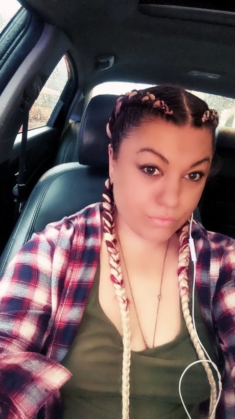 Goddess Kat chefLoka freie sexy foto