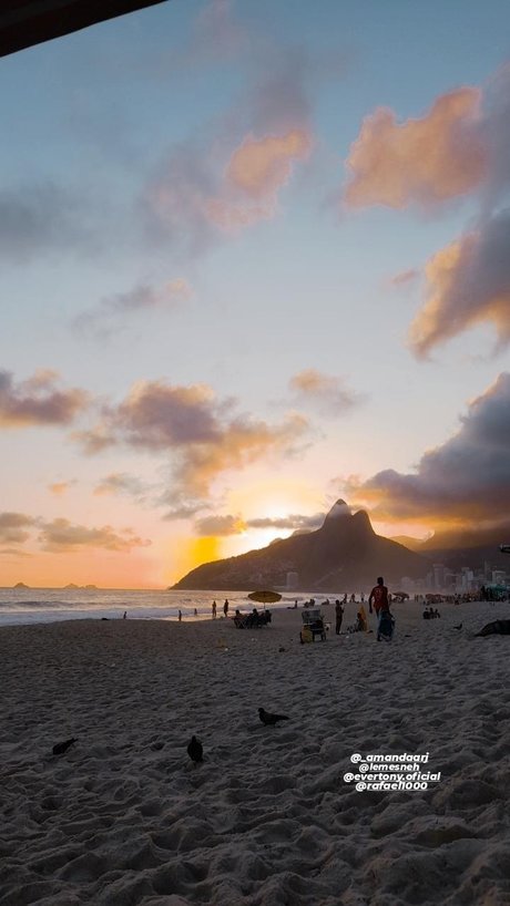 Lary Ferri sexy kunst galerie