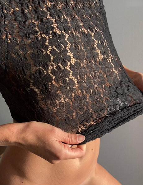 Alexandra Ianculescu erotische schöne galerien