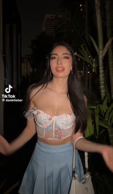 Dani Klieber hübsche exklusive bilder